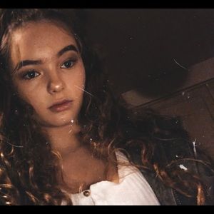 Meet your Posher, Avery